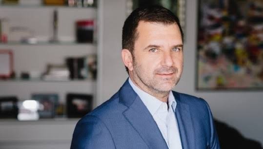 Nga protesta me fëmijë përdore tek maskat dhe gurët
