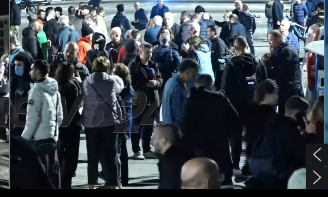 Protesta para Kryeministrisë, studentë dhe qytetarë thirrje: Dorëheqje!
